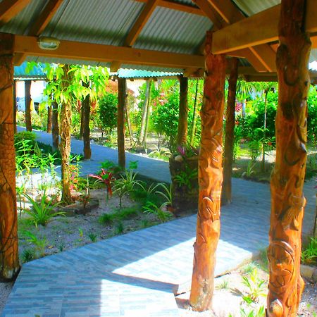 Le Uaina Beach Resort 팔레푸나 외부 사진
